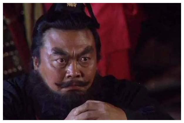 同出演刘关张三兄弟,扮演关羽的陆树铭,为什么比另外两演员出名