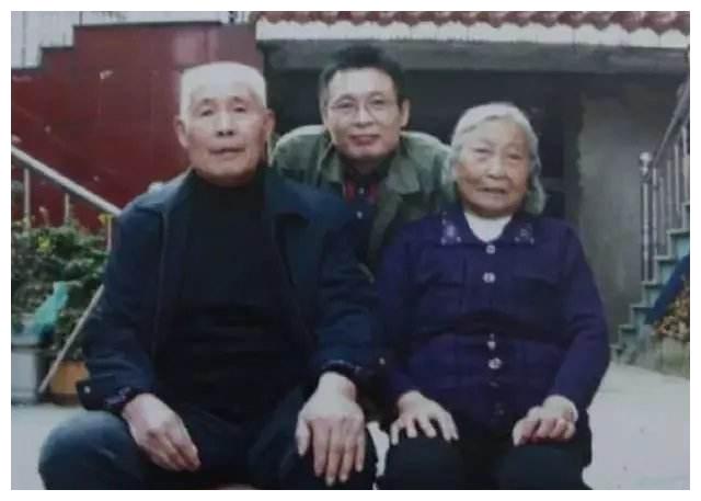一场毫不起眼的发布会,让董卿推掉一切工作,高晓松连夜从美回国