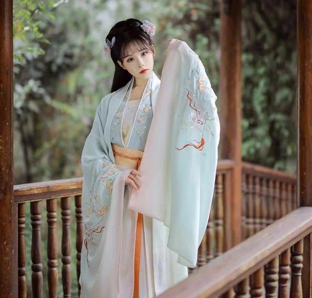 汉服古风视频雪地穿搭,汉服古风图片