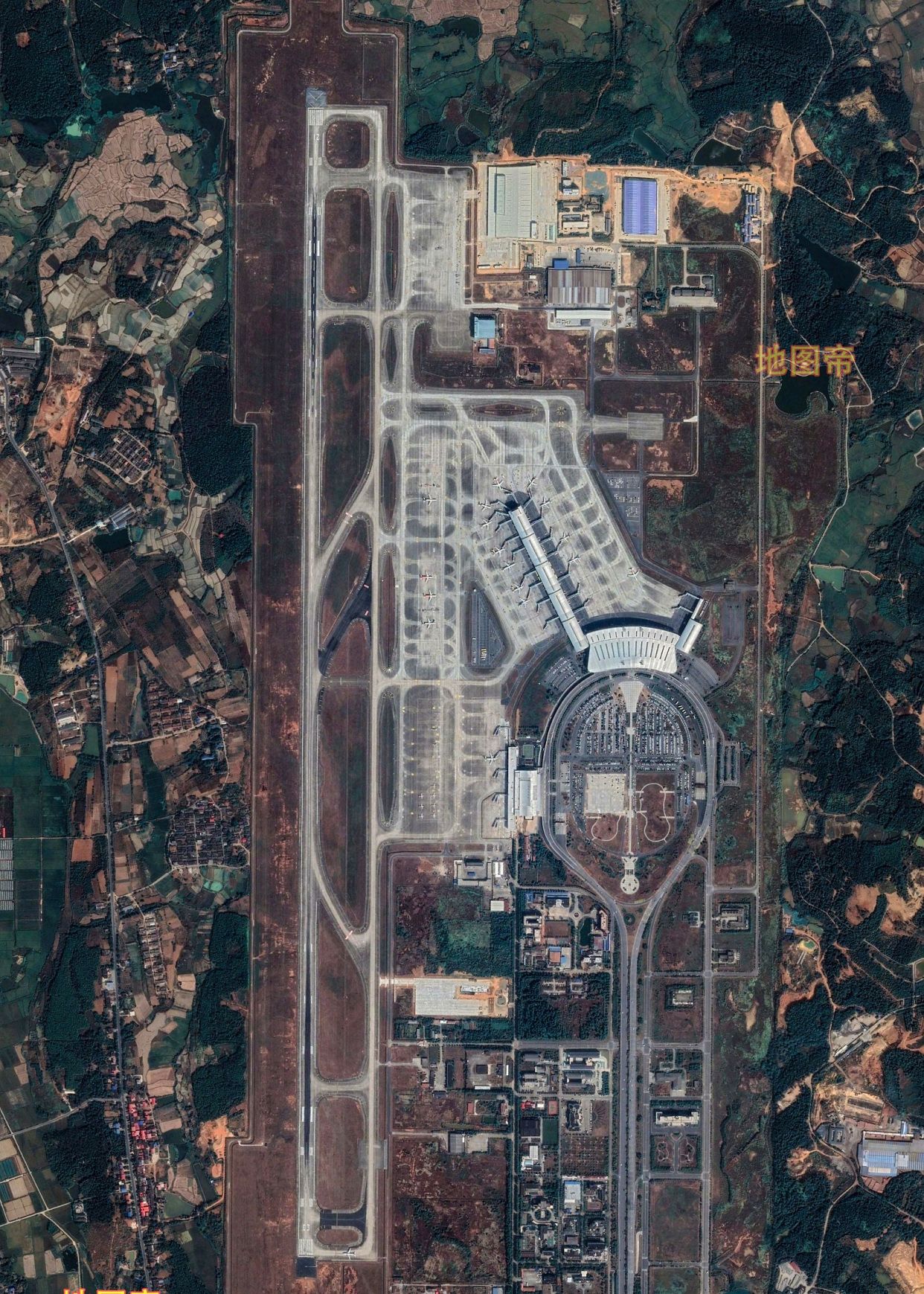 航拍南昌昌北国际机场,十二大干线机场之一_高清图集_新浪网