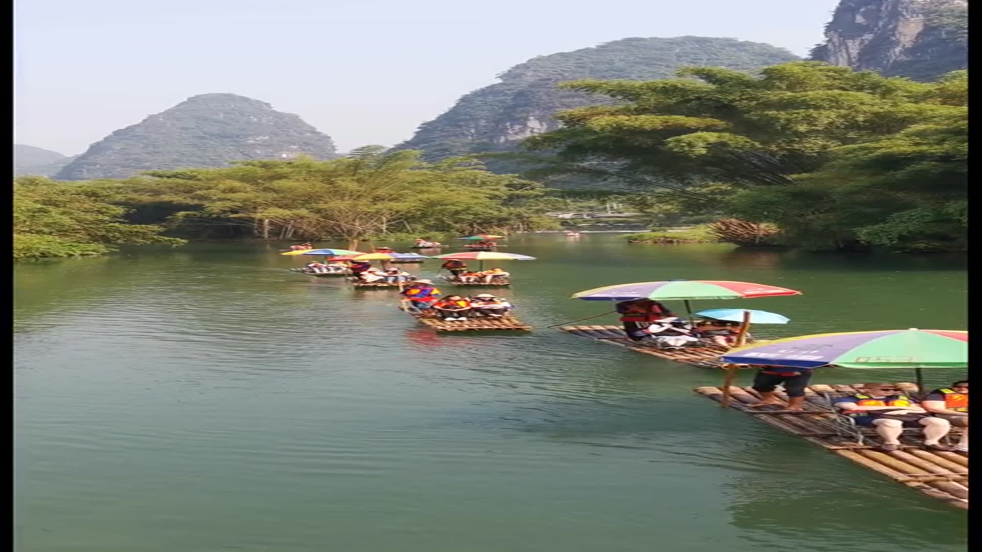 桂林山水甲天下阳朔风景甲桂林遇龙河竹筏漂流你游过了吗