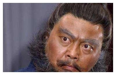 同出演刘关张三兄弟,扮演关羽的陆树铭,为什么比另外两演员出名