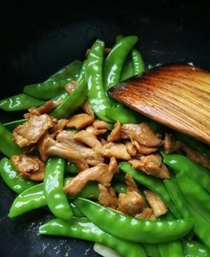 家常下饭菜谱,荷兰豆炒肉,简单美味营养,秒光3碗米饭