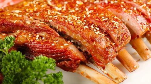 酥香烤羊排懒人版 颜色金黄 外酥里嫩 制作简单 多谢转发