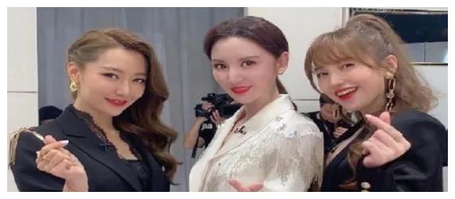 鹿晗吴磊欧豪为老板娘声援,张萌力压万茜金晨取得完胜