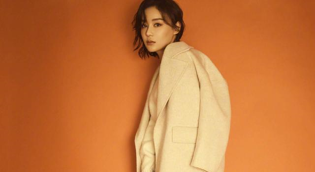 马甲线女神"袁姗姗"唯美时尚穿搭写真图集