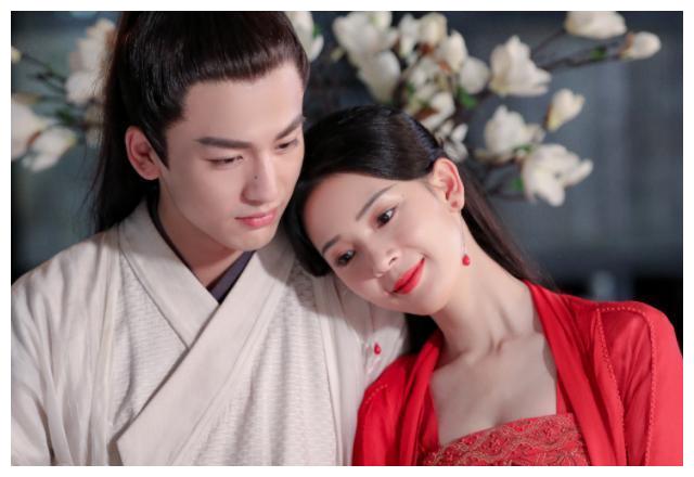 热搜电视剧排名排名_电视剧热搜榜排名前十的作品,有三部老剧上榜,这部