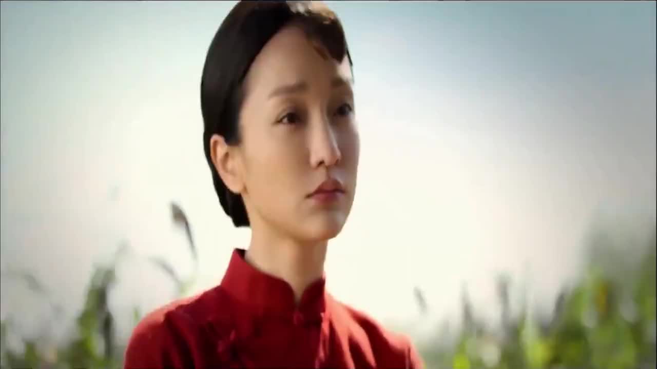 红高粱大结局:九儿与日本人同归于尽,儿子唱歌送行,让人泪目