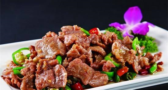 婆婆教我做小炒羊肉10分钟就做好越吃越过瘾孩子吃得欢