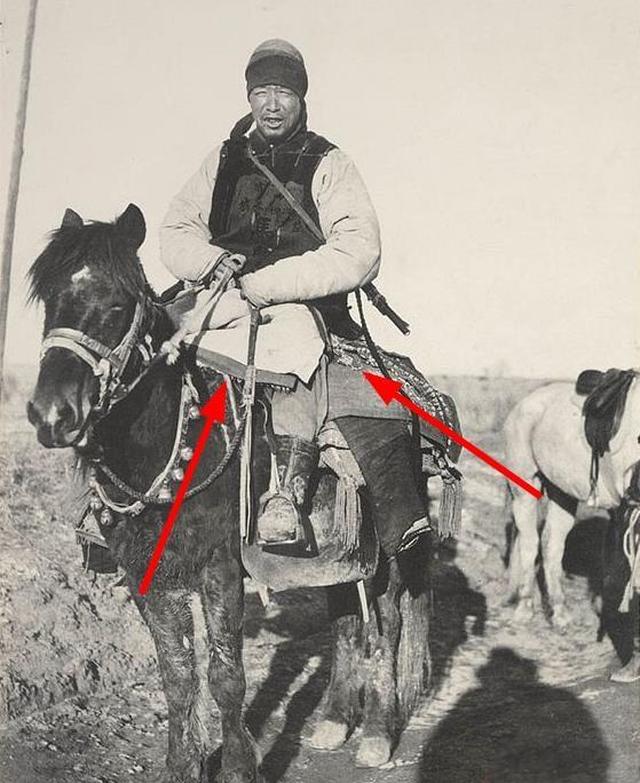 晚清老照片:清朝骑兵就长这样?没想到还有更辣眼的!