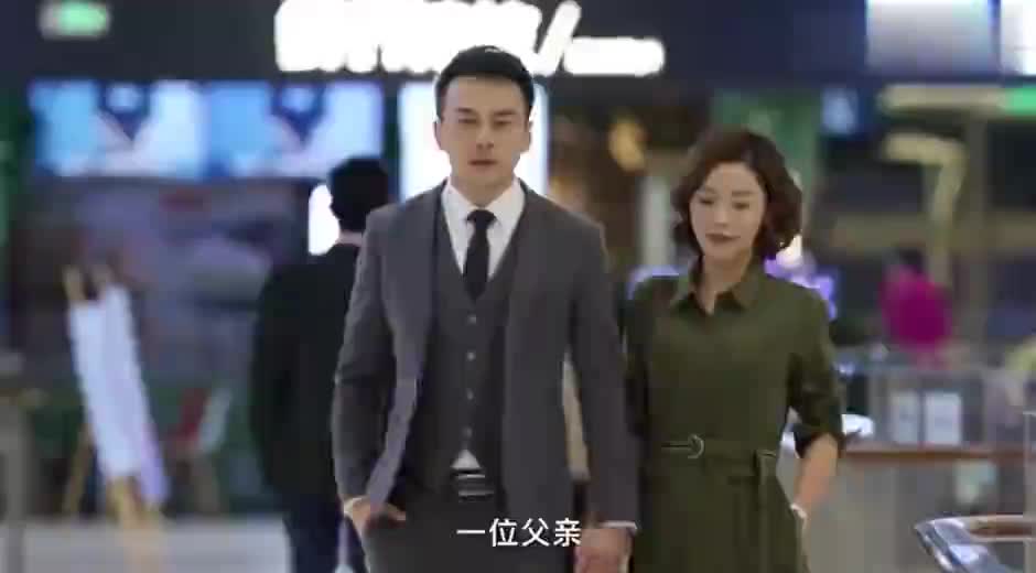 为您推荐: 阳光下的法庭:鹿鸣为案子绞尽脑汁,希望能给宁致远一个