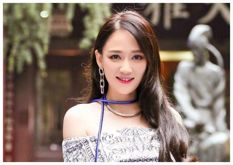 陈乔恩人生中的智者,外表清纯内心理性,用乐观活出自己的精彩
