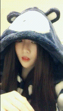搞笑gif:哥们,你这是看到什么了,这给吓的婚都不结了