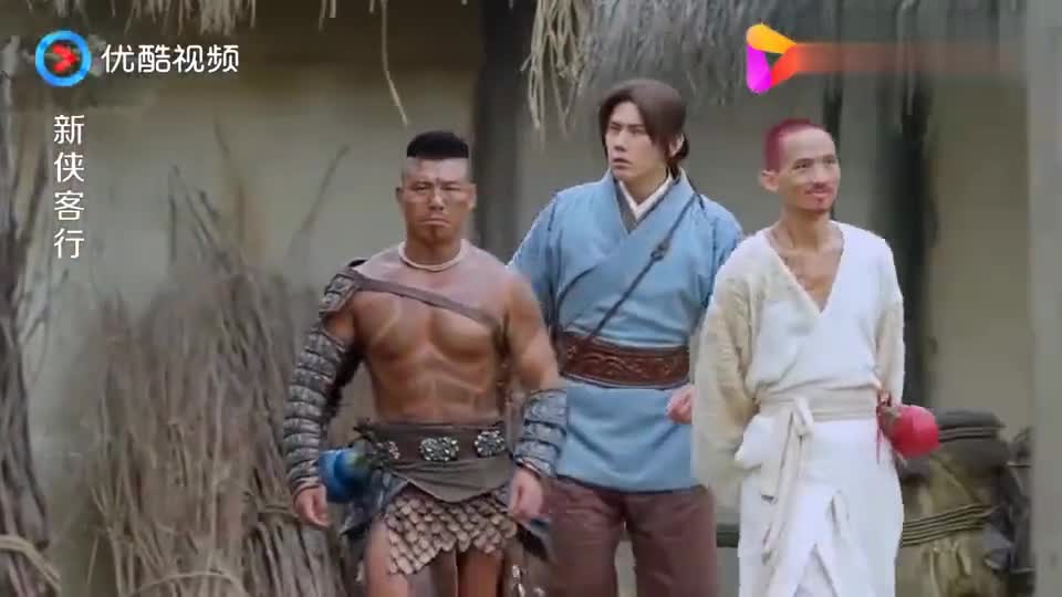 新侠客行:赏善罚恶二使太厉害了,耳朵动一动连爬虫都