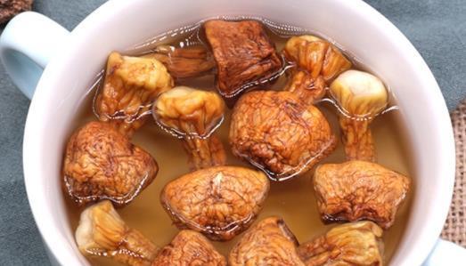 姬松茸和什么煲汤最佳吃姬松茸有什么好处