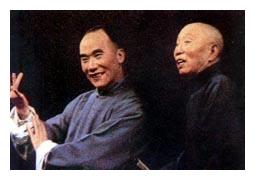 相声演员中的逗哏卖力表演，捧哏很少说话，他们怎么分配收入呢？