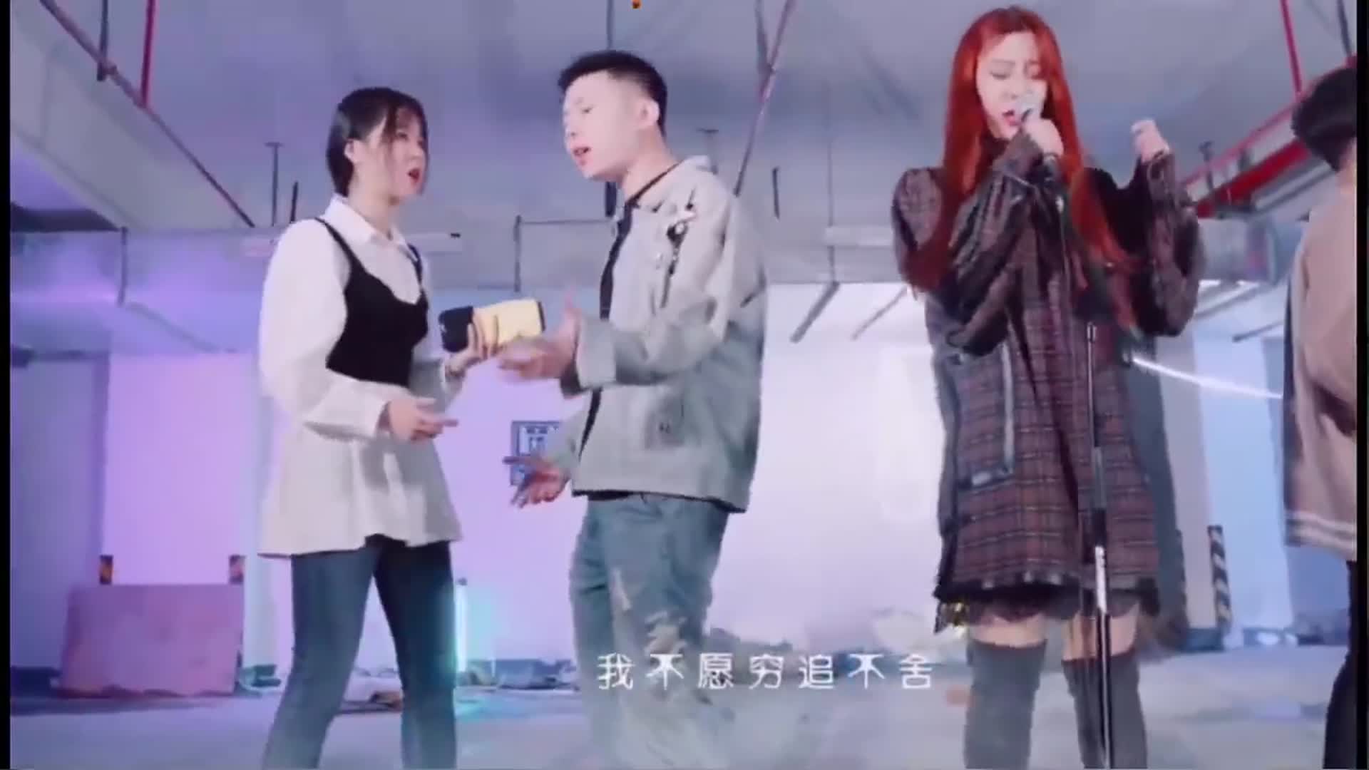 厚颜无耻曲肖冰