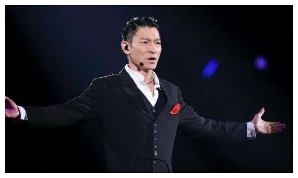 演唱会排行榜_歌手海外票房排行榜出炉,周杰伦包揽前三,张学友五月天进入前五