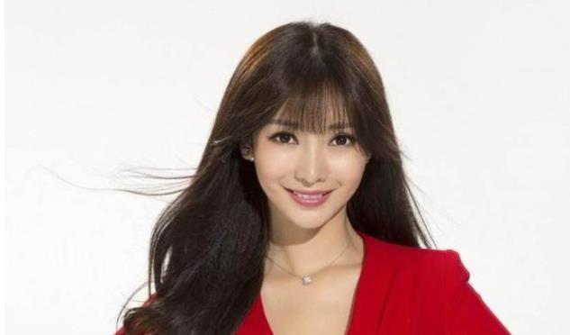 柳岩的男朋友是谁啊为什么柳岩到现在还没有结婚