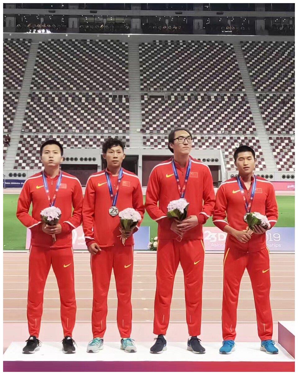 四川田径飞人杨磊400米夺冠 将携手郭钟泽破全国接力纪录