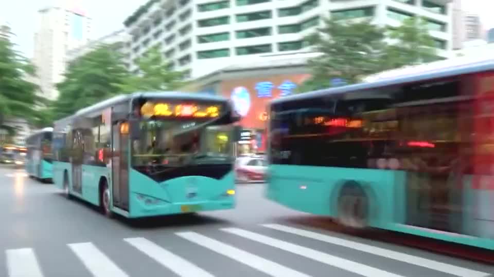 董明珠银隆新能源车，上市了，能与其他新能源商务车相抗衡吗？