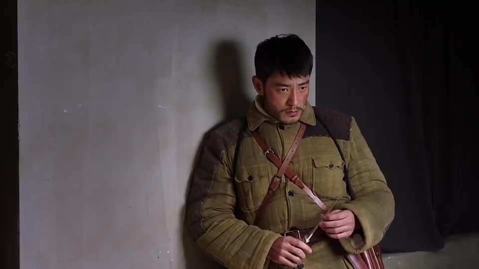 林海雪原栾平的妻子告诉小分队刘维山是栾平的把兄弟