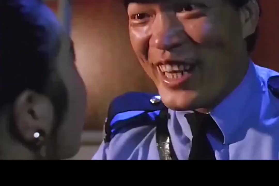 大傻成奎安, 忘情冷夜雨唱的