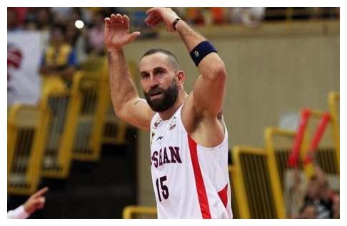 进2020奥运会男篮排名_看斯杯也可一展身手三人篮球最迟2020年进奥运会