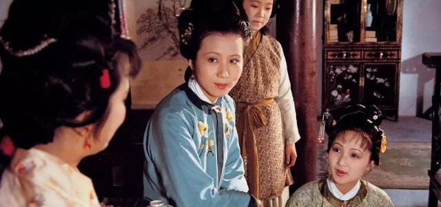 一件事,一句话,注定了探春的不平凡,探春之能贾府女性