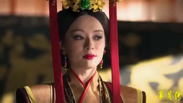 芈月传芈月上朝大部分朝臣称病告假她却很淡定樗里子都佩服