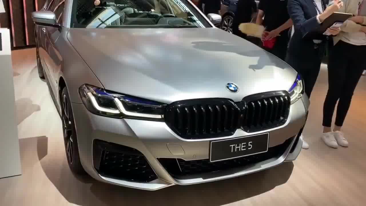 最新车展放出的新款宝马车