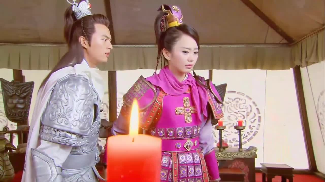 00:00 03:47 03:47 为您推荐 隋唐英雄4:樊梨花送定情信物给丁山