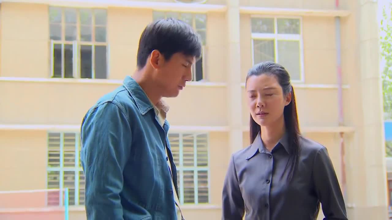 满仓进城景松捞偏门赔光了钱上面馆喝酒闹事被满仓一顿臭骂