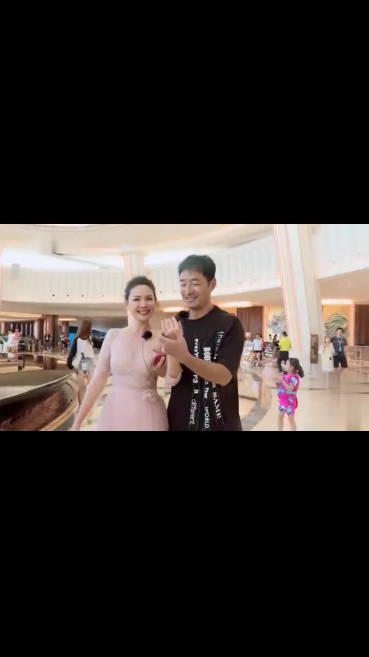 迟到的结婚戒指郭晓冬竟买错尺寸程莉莎却满脸幸福溢于言表