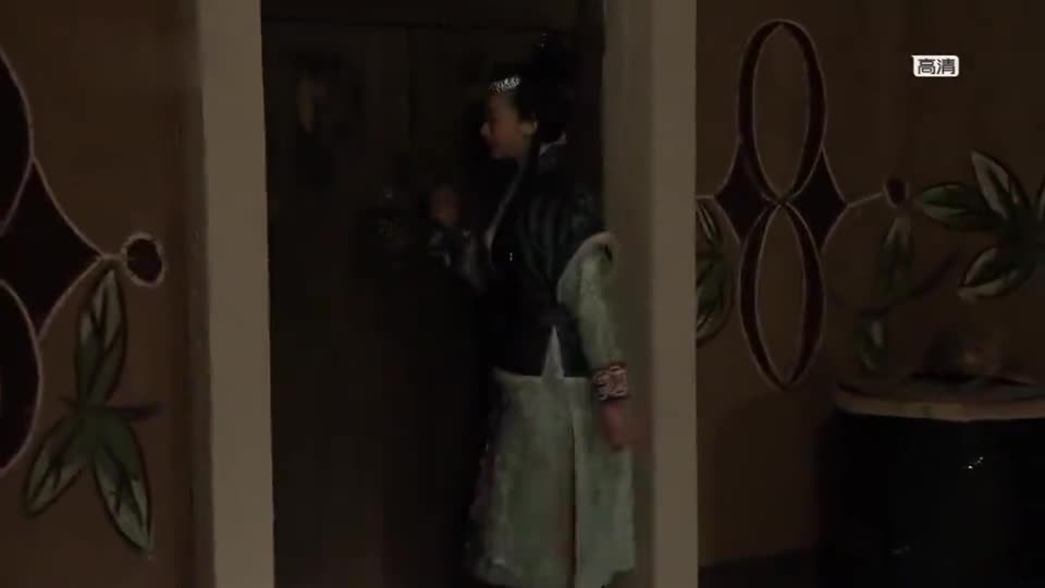 武元敏喜欢元芳挤兑他未婚妻哪料如燕直接将她说哭了