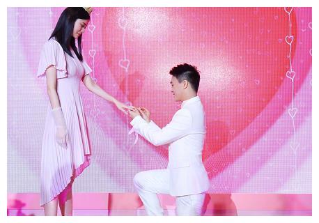 奚梦瑶"奉子成婚",怀孕七个月领证结婚,迪丽热巴无辜成挡箭牌