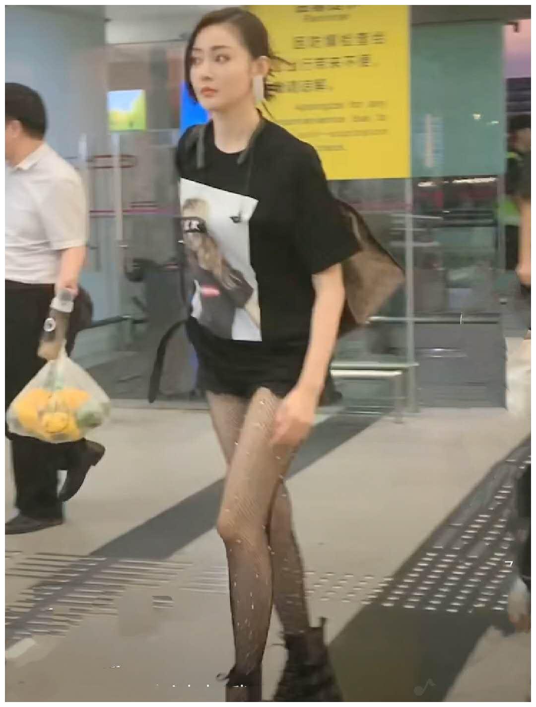 张天爱丝袜 新浪（移动端）