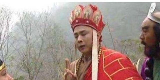 西游记:唐僧对孙悟空念咒七次,紧箍咒咒语连起来,竟是
