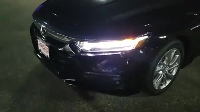 夜晚实拍2019款本田雅阁，全方位外观和内饰高清展示