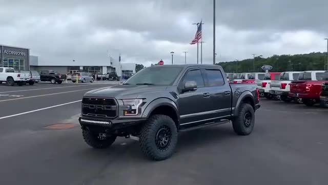 2021款福特猛禽F150实车展示，看到超大后尾箱，才是心动的开始