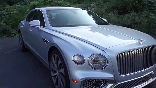 高清实拍2021款宾利飞驰，了解完外观内饰后，才明白啥叫极致奢华