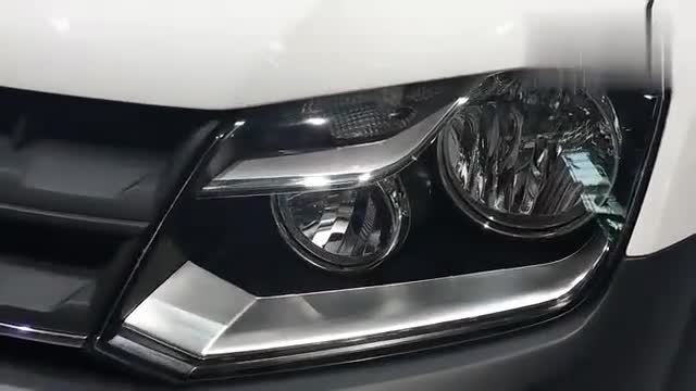 实拍大众皮卡Amarok,这才是工具车