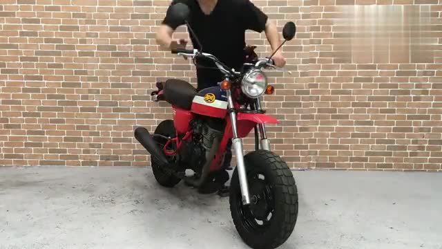 稀罕货,实拍本田50cc小街车,感觉怎