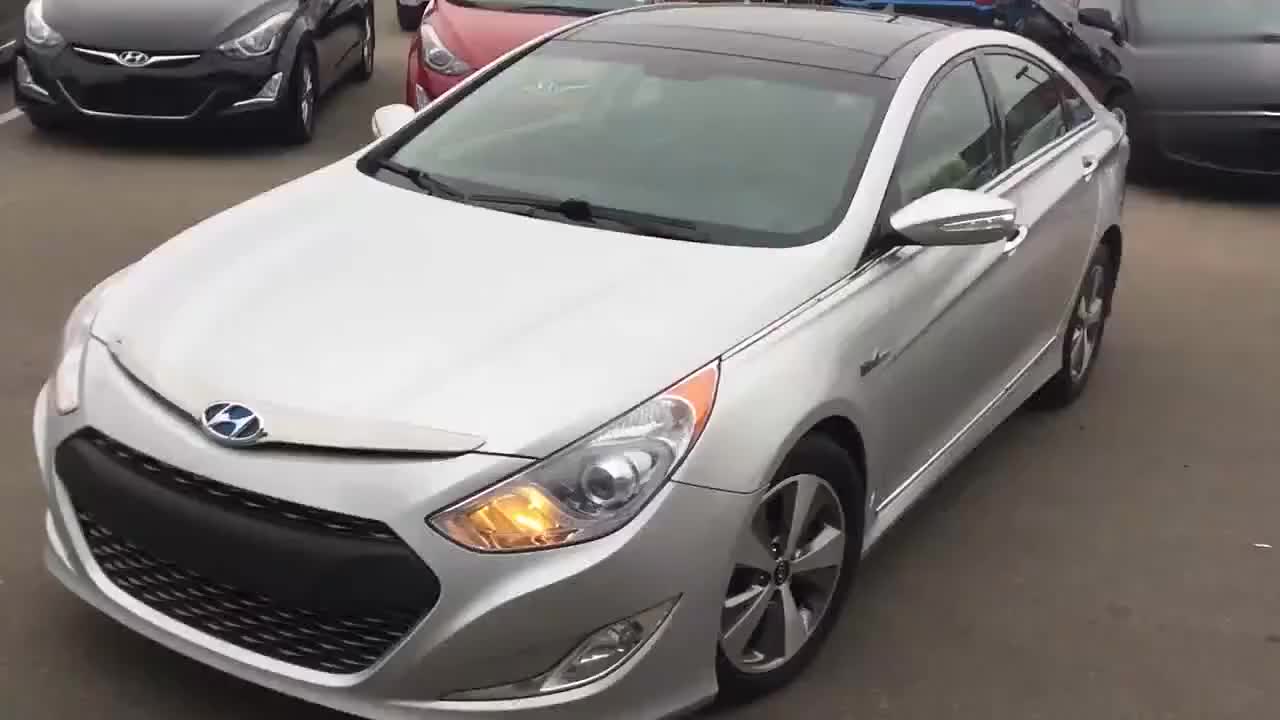 实拍现代索纳塔8混动版，这大嘴霸气