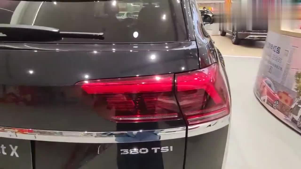 到店实拍大众途昂X与途昂的设计大不同，你能看出哪些部分