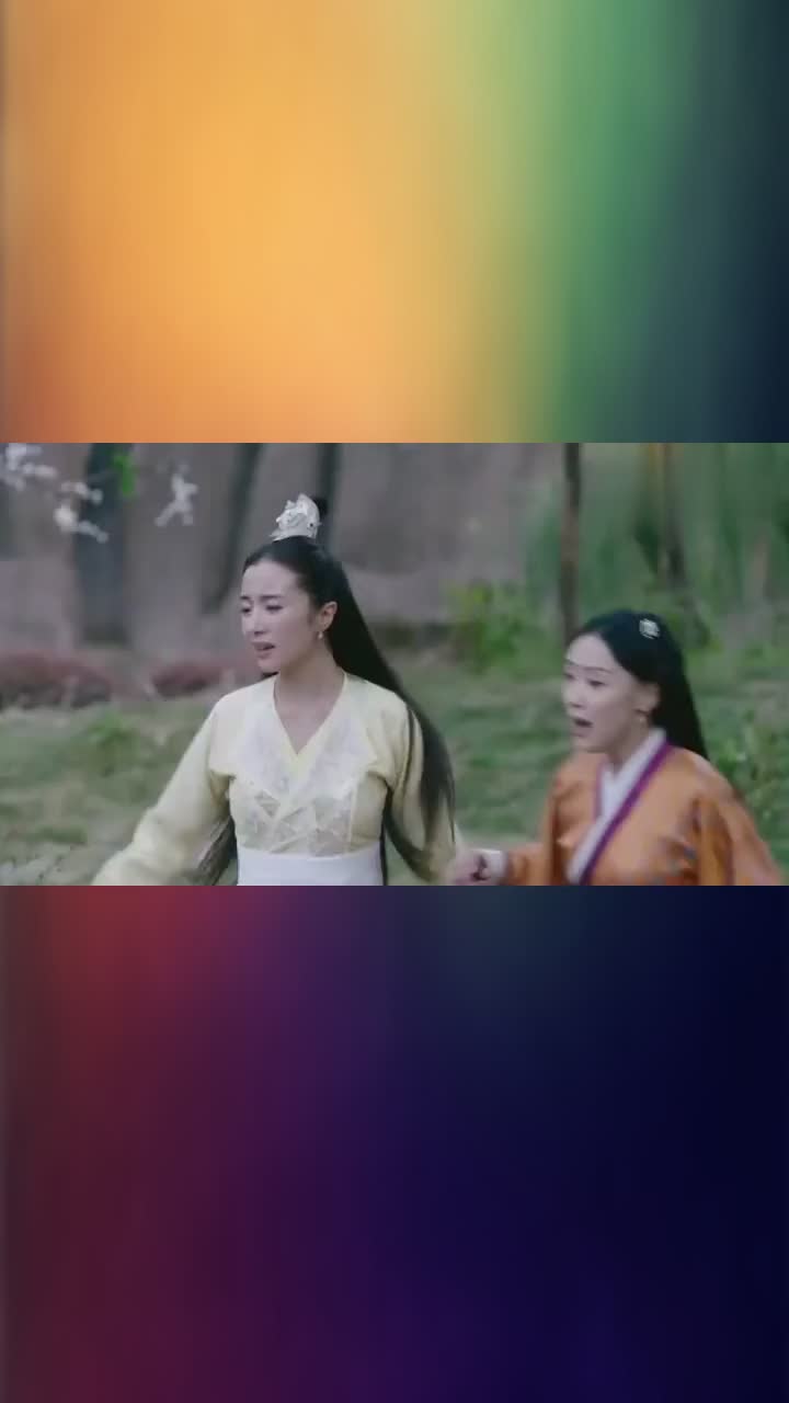 曼陀为了不让伽罗说出自己的秘密,竟然主动跳下水,污蔑妹妹
