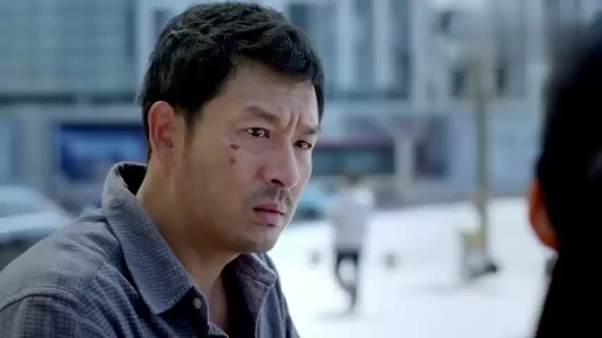 中国刑警:女队长以身犯险,用自身做诱饵引出罪犯,警察全体出击