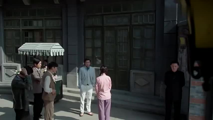 麻雀:陈深果然没有来参加李默群的寿宴,为了救李小男?