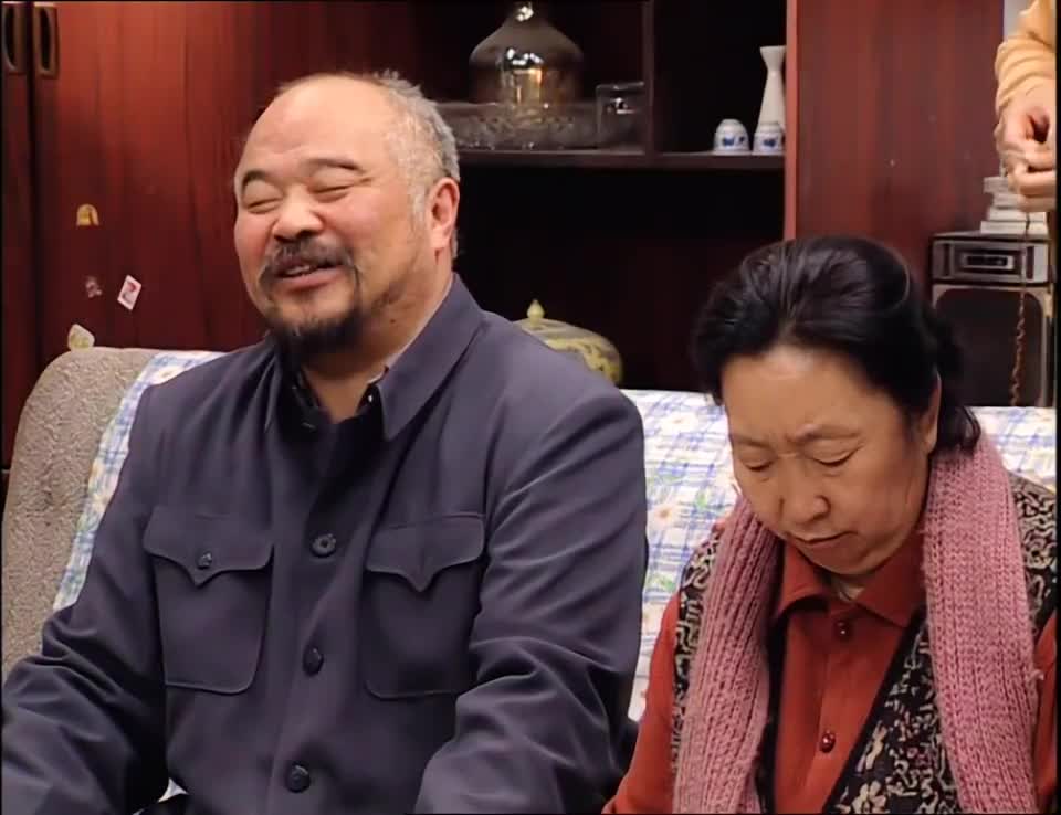 东北一家人金老二处对象了又白有水灵姥爷都看直眼了