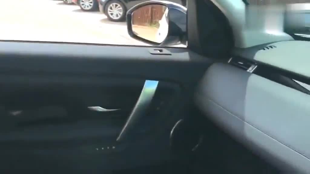 实拍2020款路虎发现神行